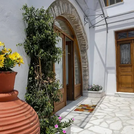 Apartament Stylianos House 1 *